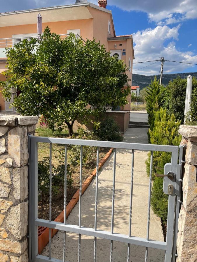 Haus Grace Leilighet Kaštela Eksteriør bilde